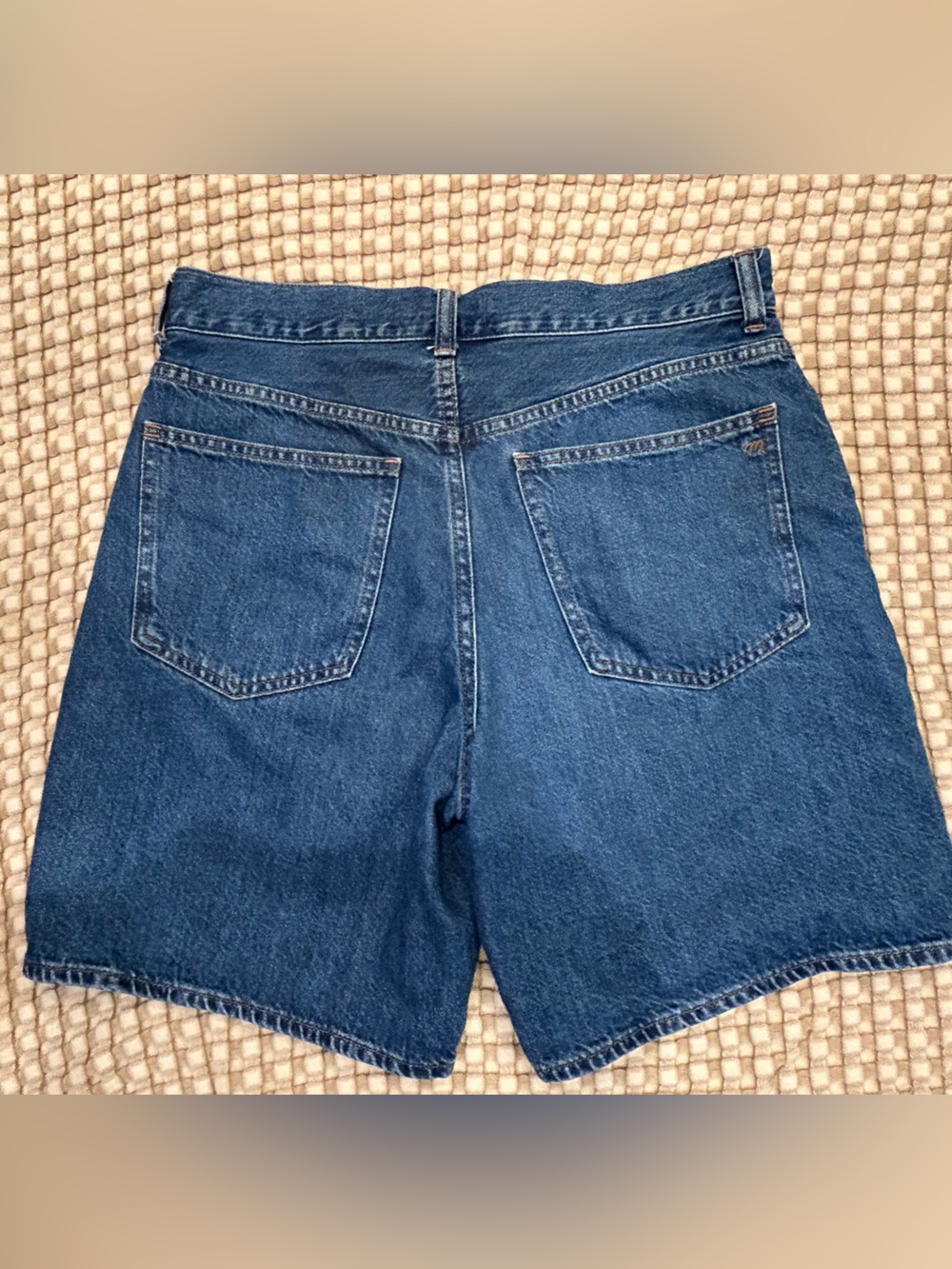 Madewell - The 1997 Denim Bermuda Short - Picture 2 of 7